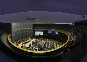 Quando há políticos nos conselhos de administração