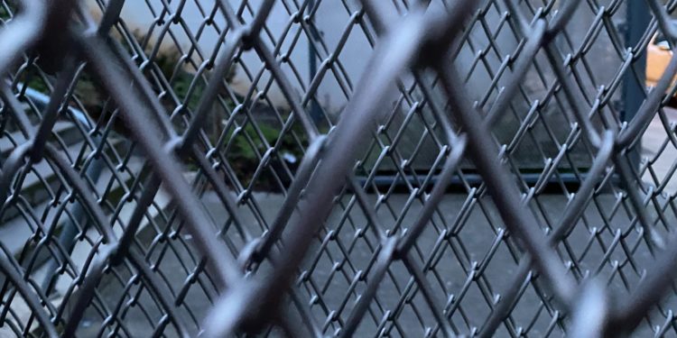 Três em cada quatro agentes penitenciários têm saúde mental afetada pela pandemia