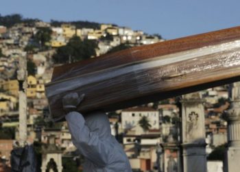 Trabalhadores da linha de frente da pandemia e o abandono do Estado