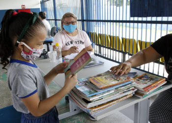Participação de familiares na escola traz melhores resultados para iniciativas voltadas a jovens vulneráveis