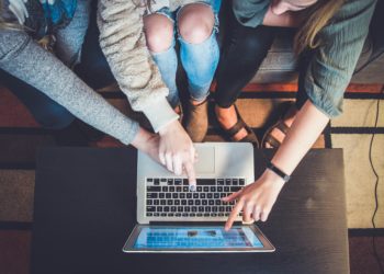 C2 Report: confira os fatores mais importantes para uma boa experiência de consumo em tempos digitais