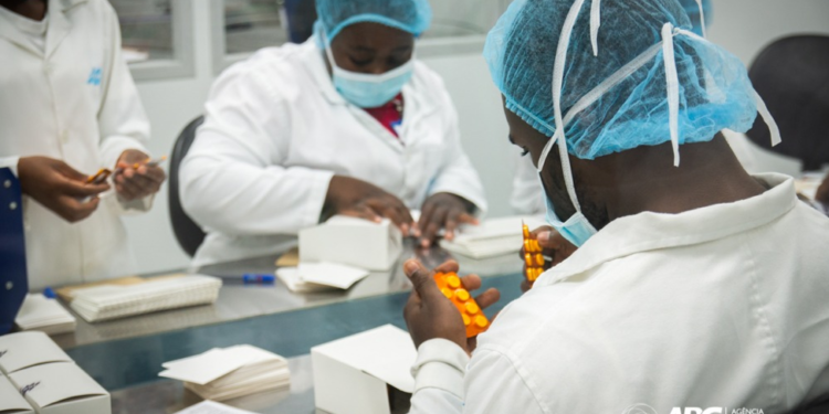 Três Perguntas: Helena de Moraes Achcar comenta a importância de parcerias na negociação política em saúde