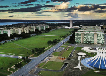 Análise mostra que discurso político sobre a pandemia segue o mesmo padrão do negacionismo ambiental