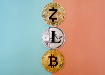 Adoção de criptomoedas solidárias será mais bem sucedida se houver alinhamento entre arquitetura do blockchain e governança