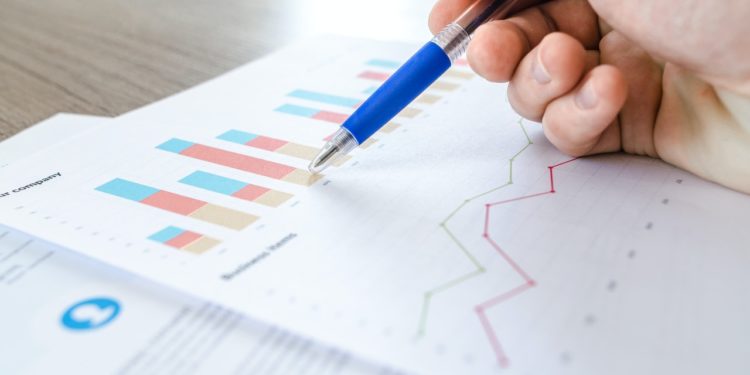Desafios para reproduzir estudos da área de ciência política no Brasil
