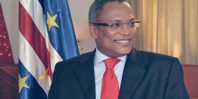 Formado em Administração Pública pela FGV EAESP, José Maria Neves é eleito presidente de Cabo Verde