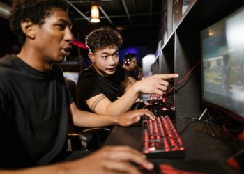 Game jams são oportunidade para profissionais da área de jogos experimentarem trabalho em equipe com parceiros diferentes
