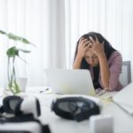 Olhar para a subjetividade dos trabalhadores é alternativa para lidar com burnout e esgotamento profissional nas organizações, diz estudo