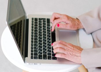 Empreendedorismo e planejamento financeiro são temas centrais em programas de preparação de funcionários para a aposentadoria