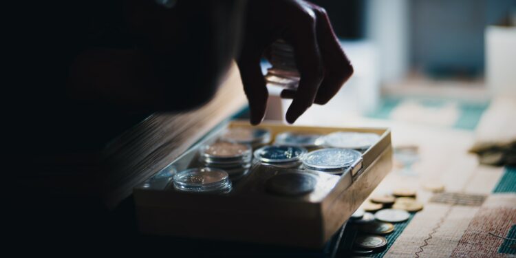 O combate à corrupção é essencial para os Objetivos do Desenvolvimento Sustentável, já que corrupção reduz investimentos em áreas como saúde, diz pesquisa da FGV