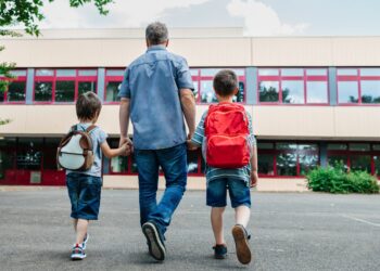 Pesquisa analisa políticas de cuidado infantil em países latino-americanos sob a perspectiva de gênero