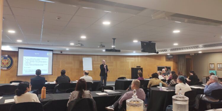 Pesquisadores da FGV se reúnem para debater como gerar inovação a partir de pesquisas científicas