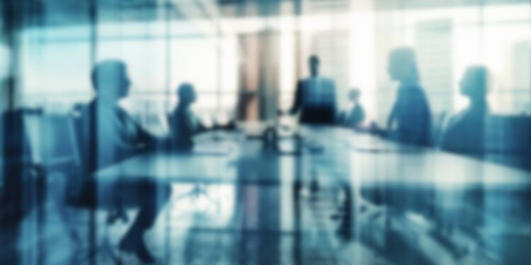 Quem Controla os Controladores no Sistema de Justiça Brasileiro?