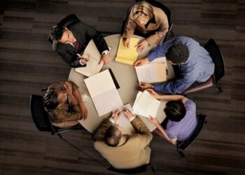 Liderança compartilhada: como o “pacto do diálogo franco” pode mudar a gestão