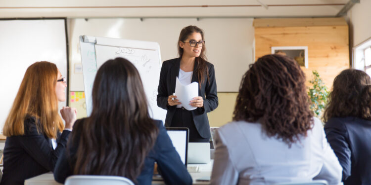 Como a liderança feminina na política pode salvar a vida de mulheres