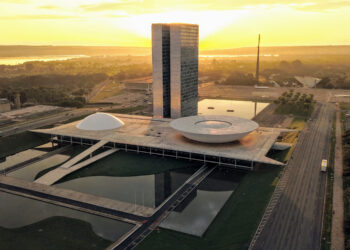 O Poder dos Municípios: Como funciona o lobby municipal no Brasil?