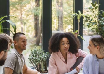 Liderança e ensino de gestão responsável inspiradas na natureza e na sustentabilidade