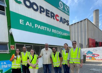 Multinacionais e comunidades desfavorecidas em projeto de desenvolvimento social e inclusão econômica em mercado emergente